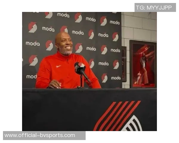 比卢普斯称赞杨瀚森展现出色比赛节奏与精彩表现