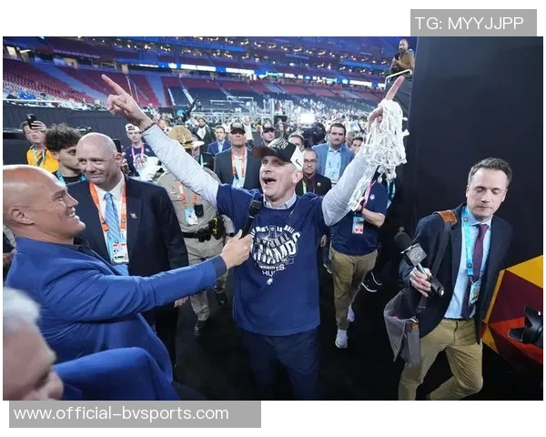 天空报道罗塞尼尔周三现场观战切尔西比赛随后接任球队主帅职位